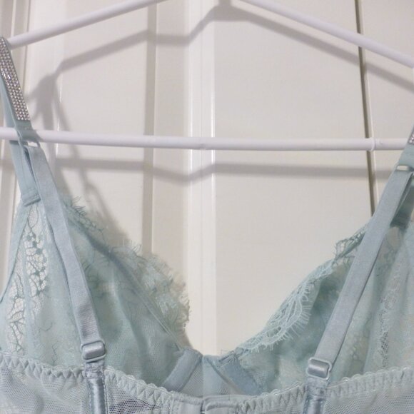 VICTORIA'S SECRET mint green unlined bustier top with sparkly straps - Picture 7 of 11